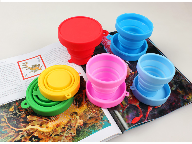 Silicone Collapsible Travel Cup/ Folding Camping Cup With Lid